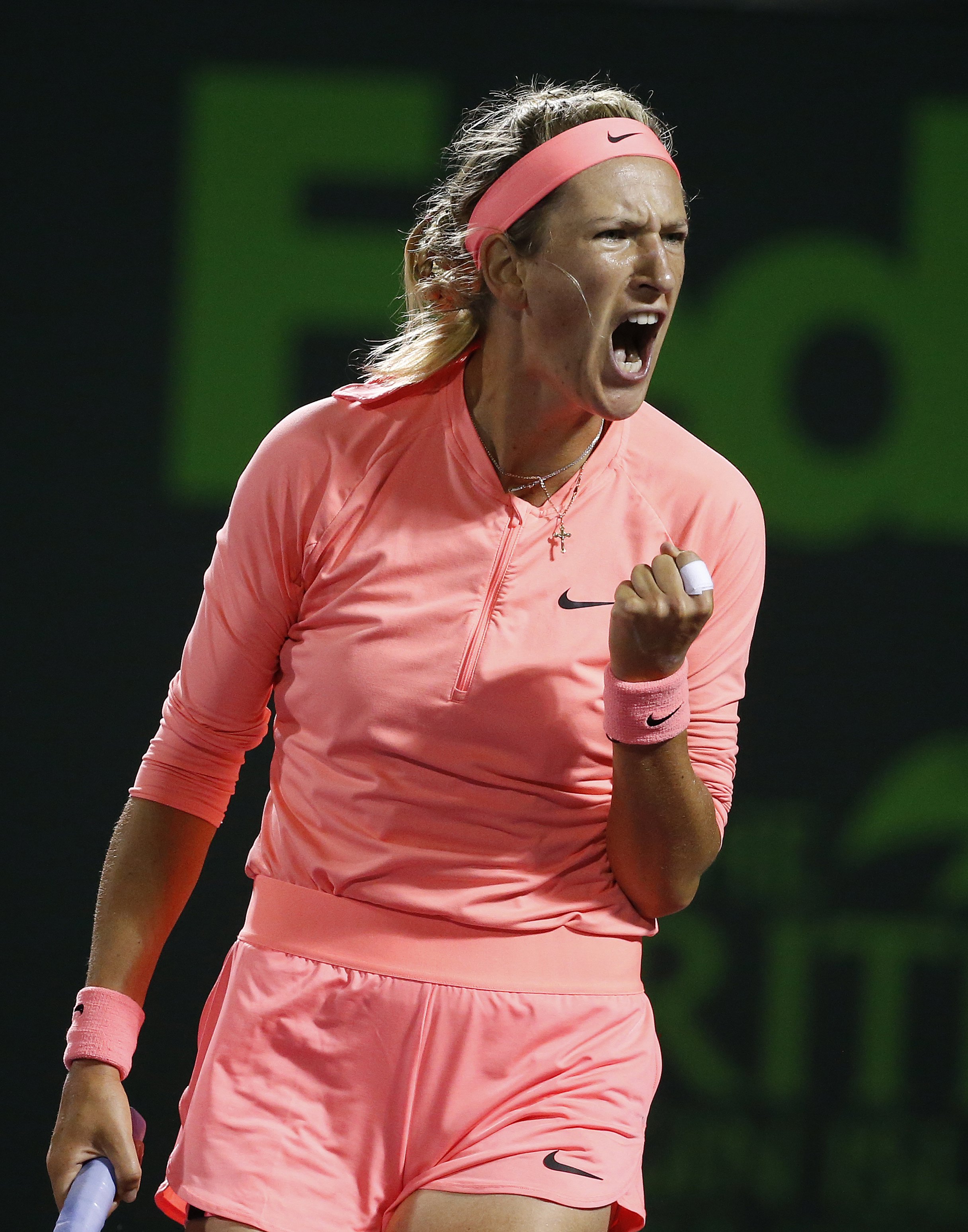 Kaiyun-阿扎伦卡连续二十场比赛得分超过败北，MAD挑战极限！的简单介绍